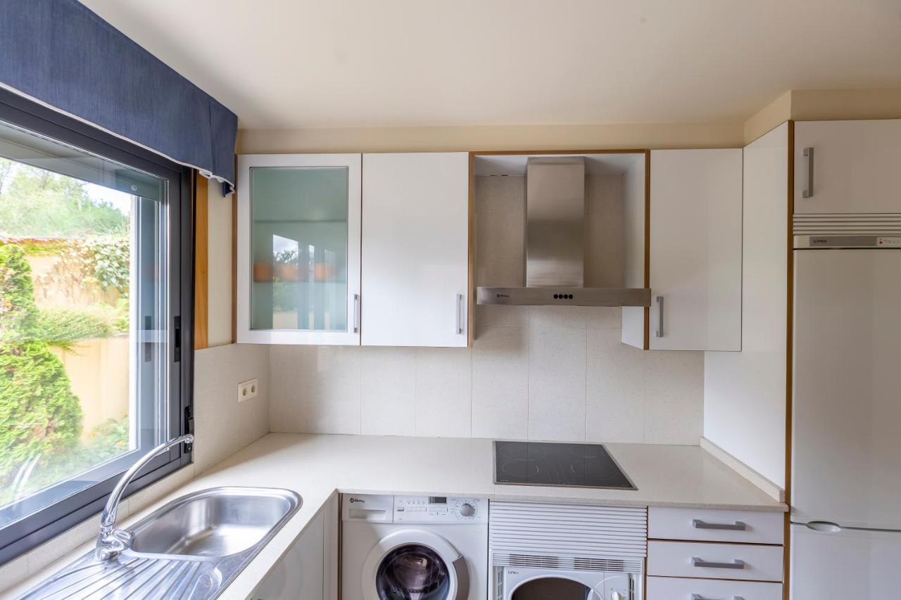 Residencial Pinamar Lägenhet Sanxenxo Exteriör bild